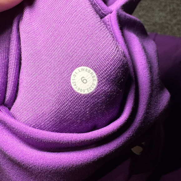 Align HR crop with pockets - Picture 6 of 6